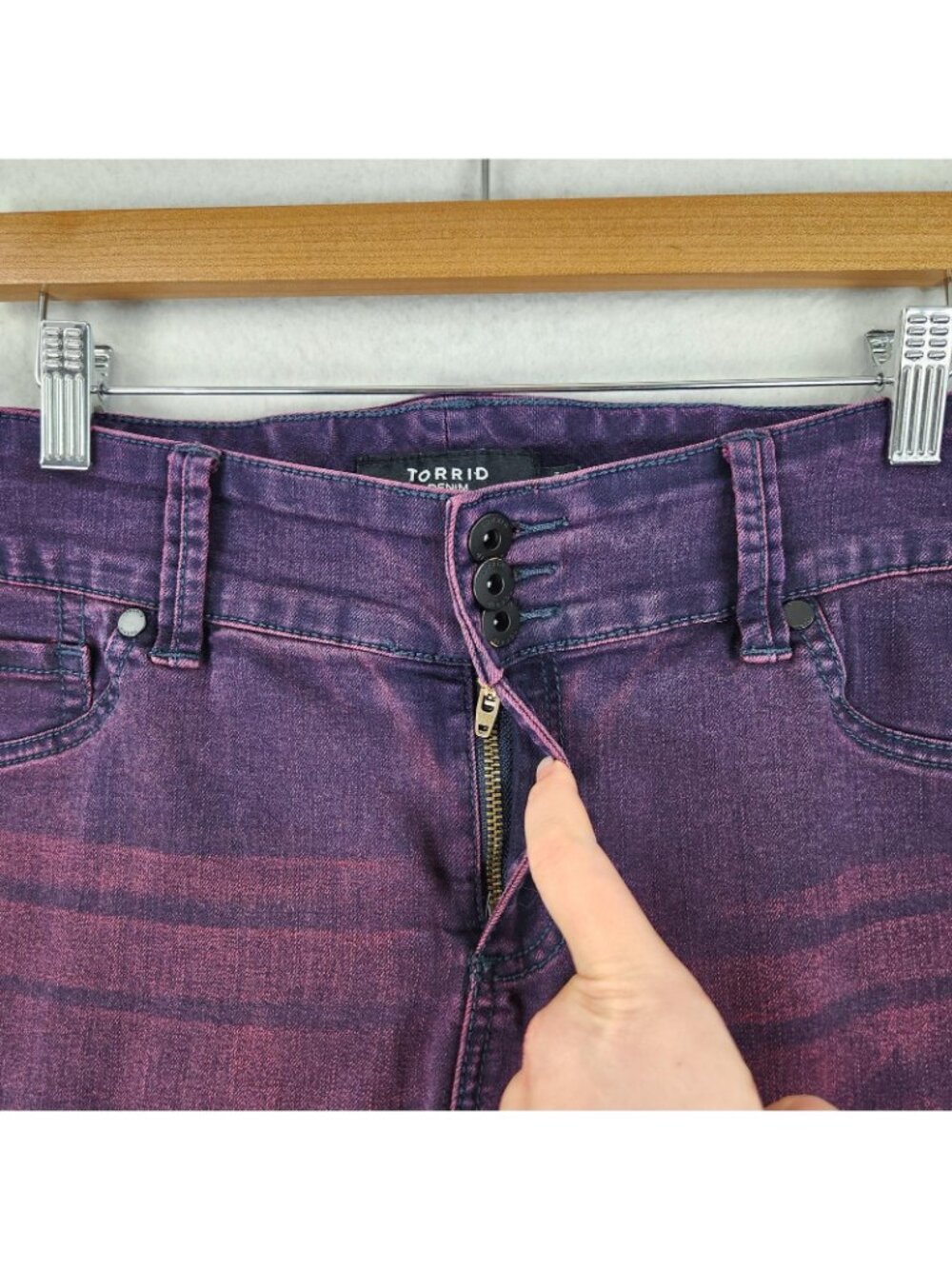 Torrid Jeans Womens 16 Purple Pink Mid Rise Skinny Stretch Casual Denim - Picture 3 of 12